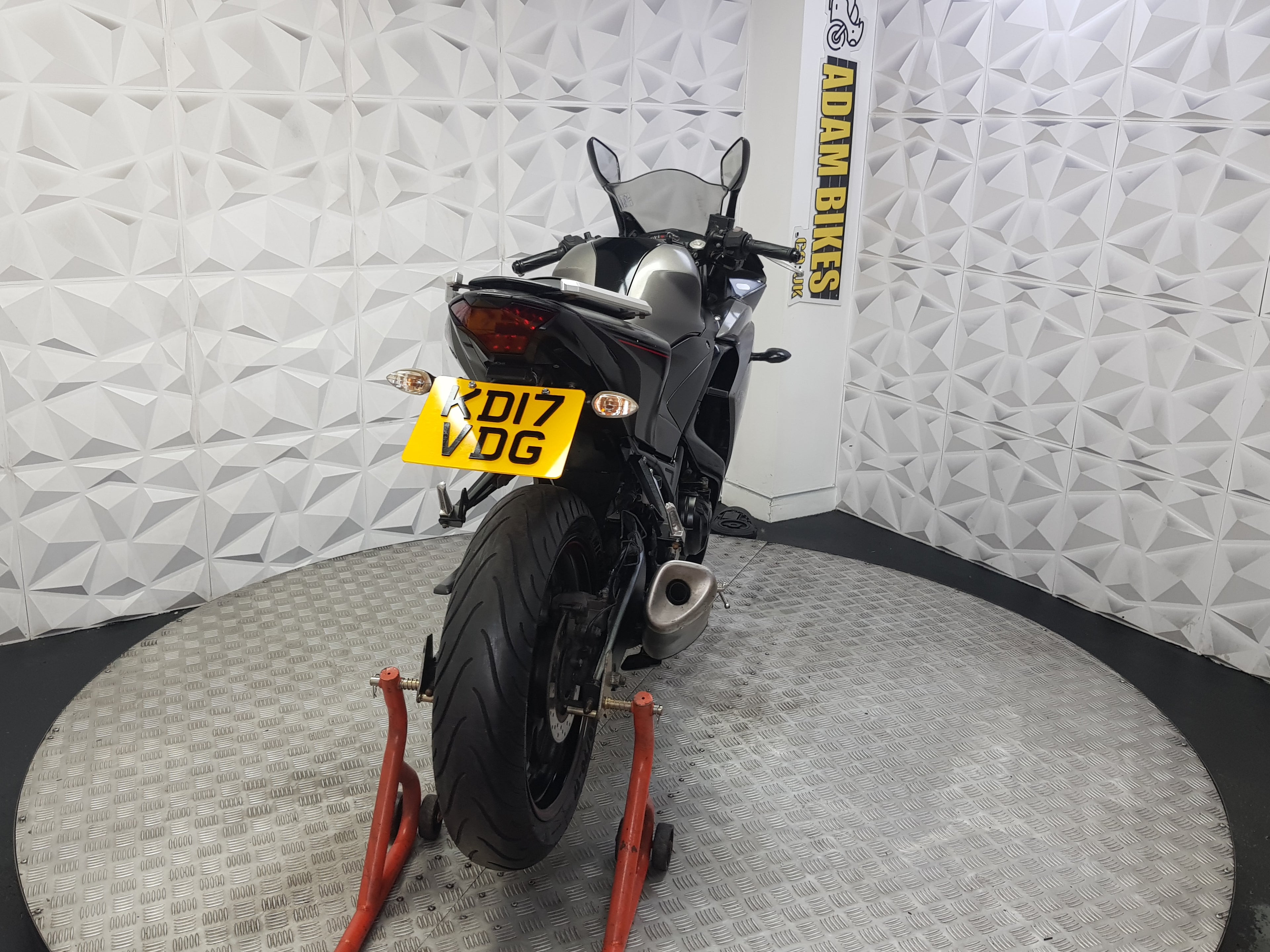 2017 YAMAHA R3 ABS