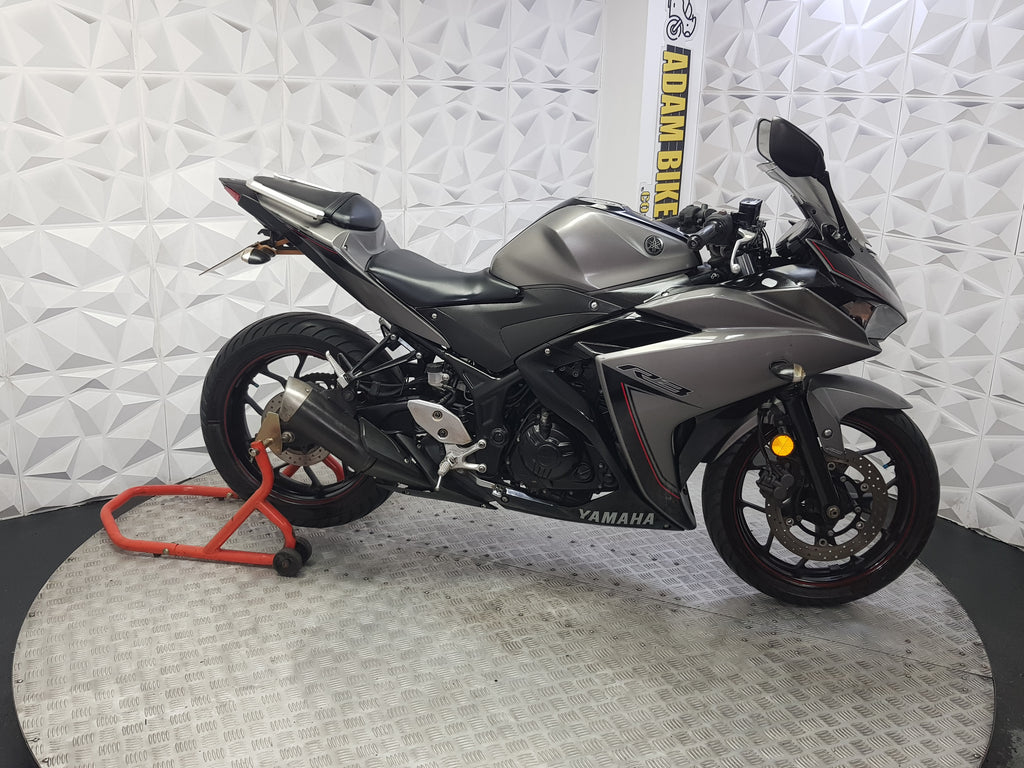2017 YAMAHA R3 ABS