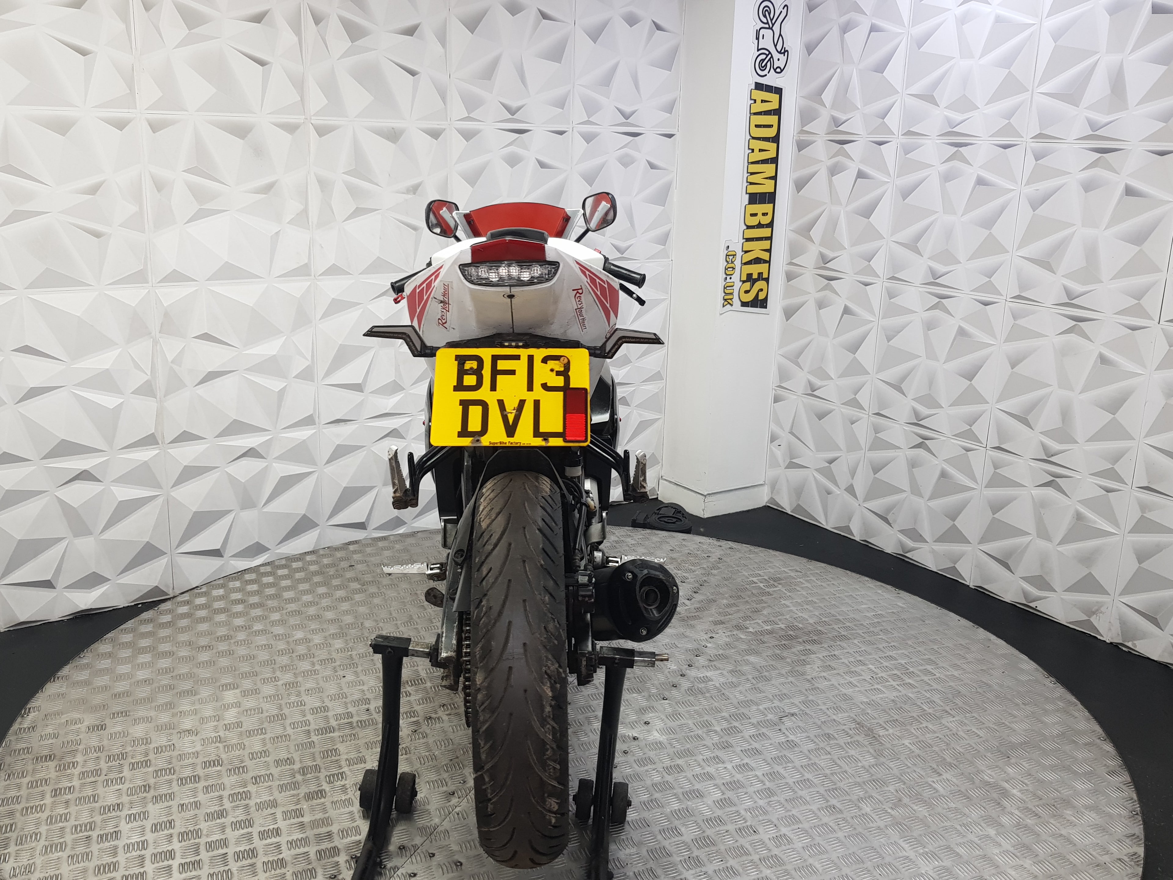 2013 YAMAHA YZF R125