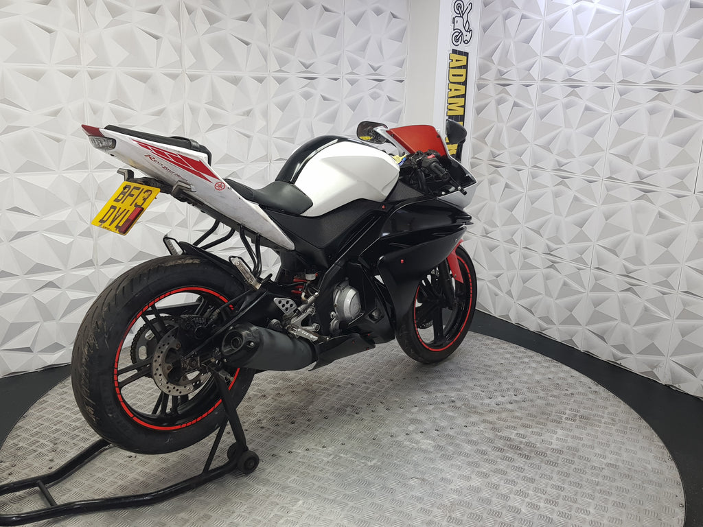2013 YAMAHA YZF R125