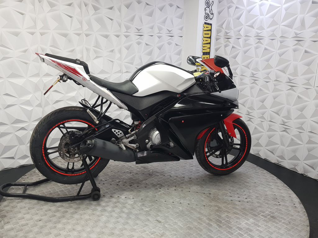 2013 YAMAHA YZF R125