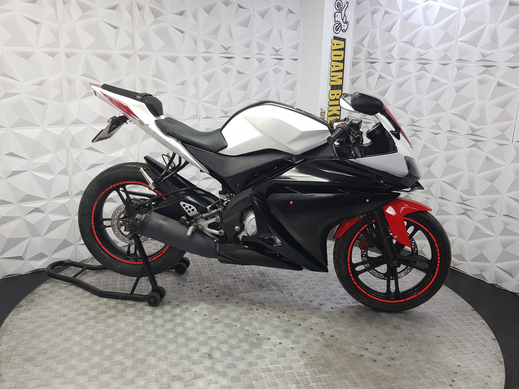 2013 YAMAHA YZF R125