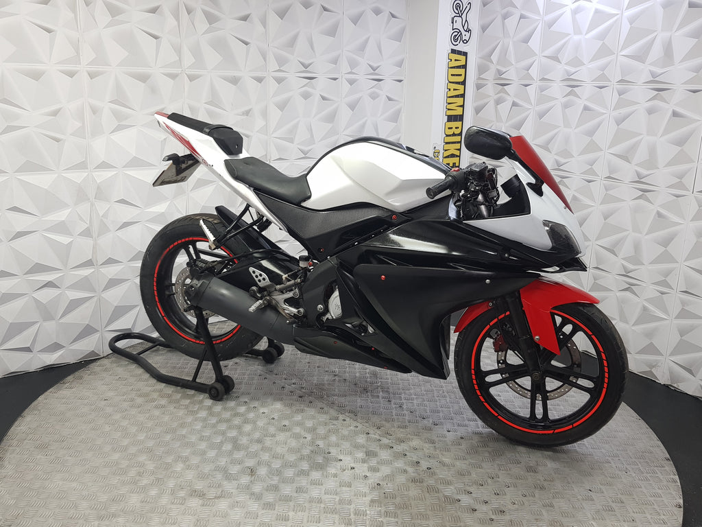 2013 YAMAHA YZF R125