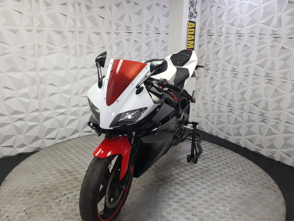 2013 YAMAHA YZF R125