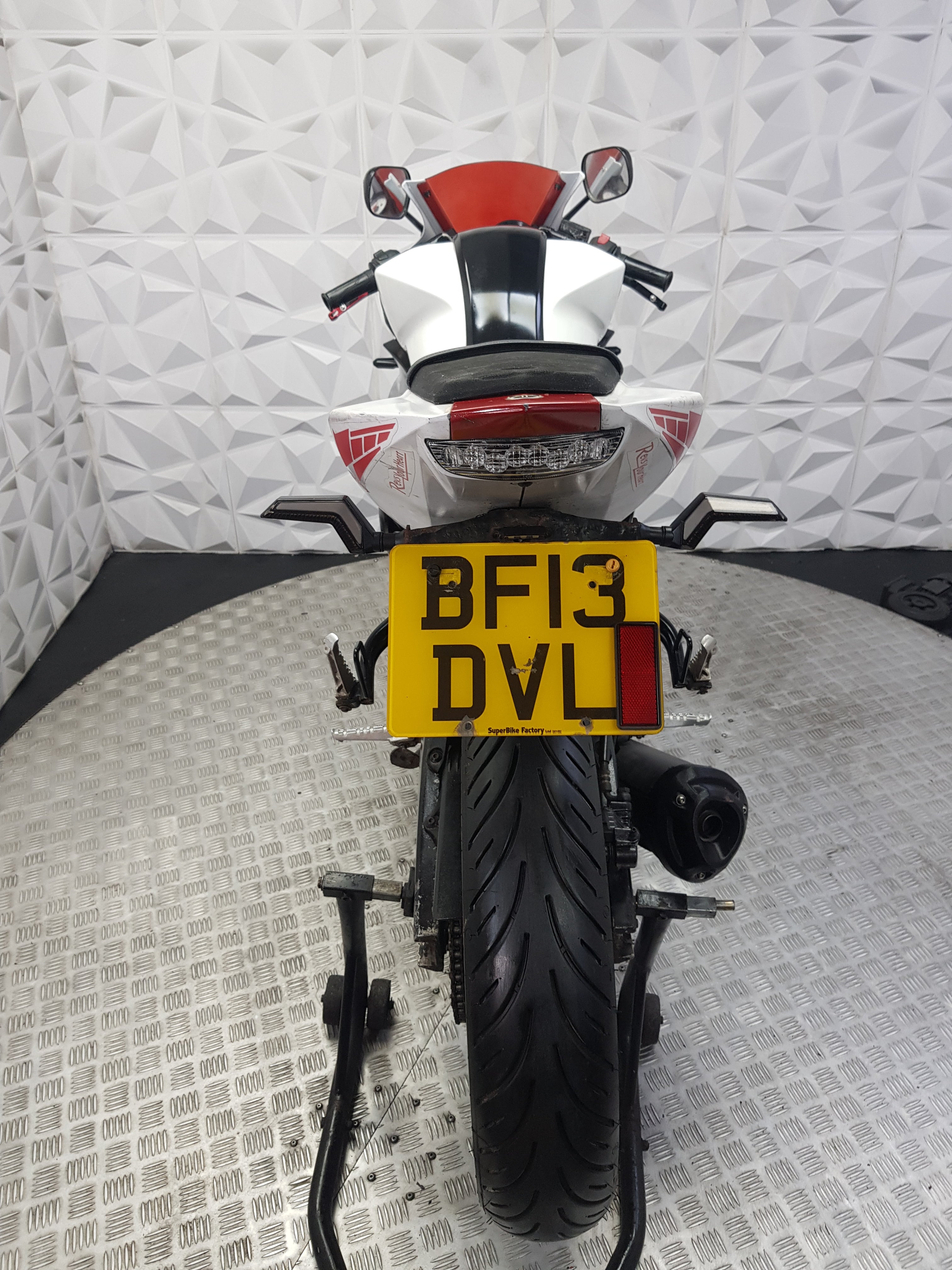 2013 YAMAHA YZF R125