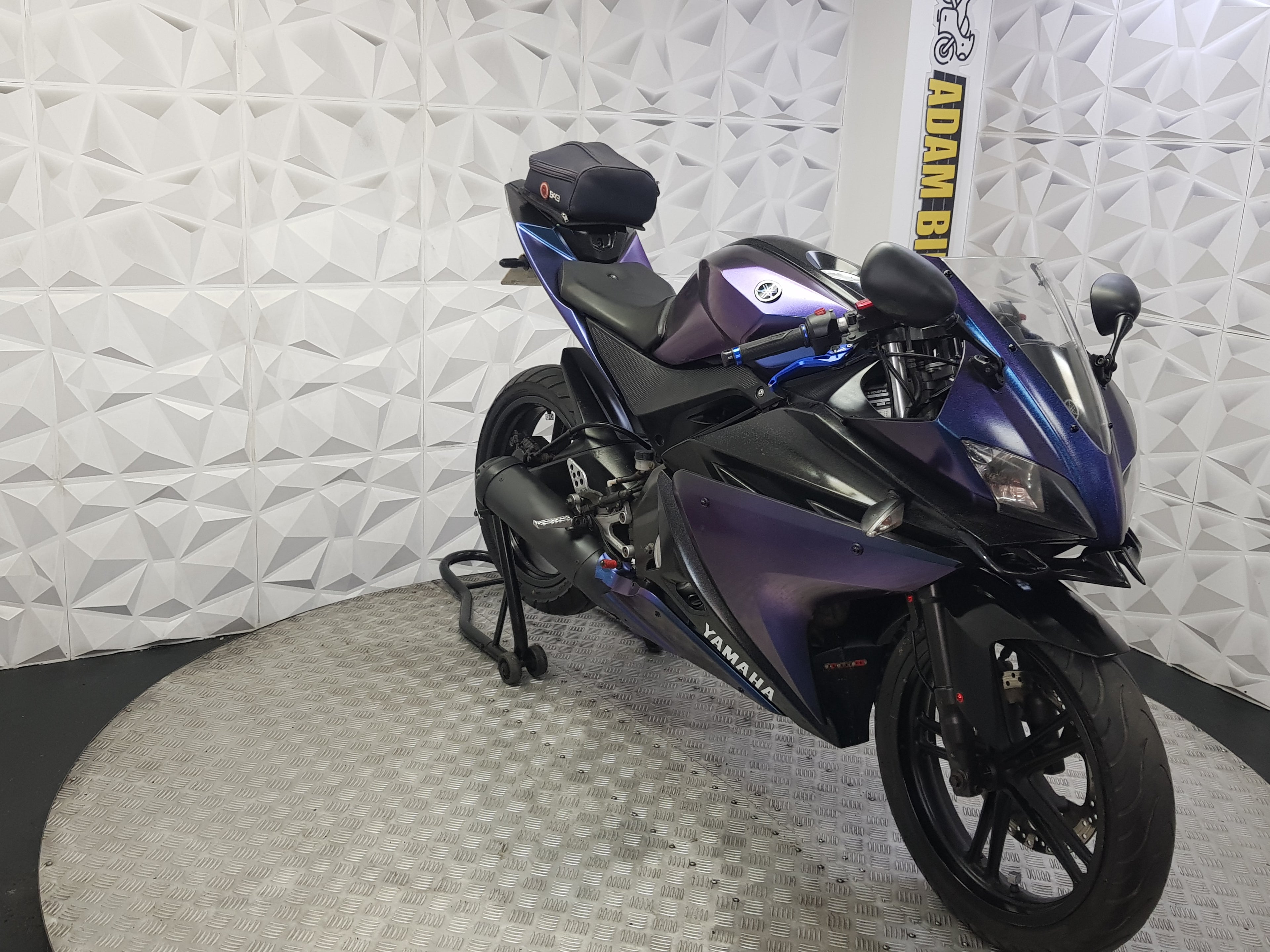 2011 YAMAHA YZFR125