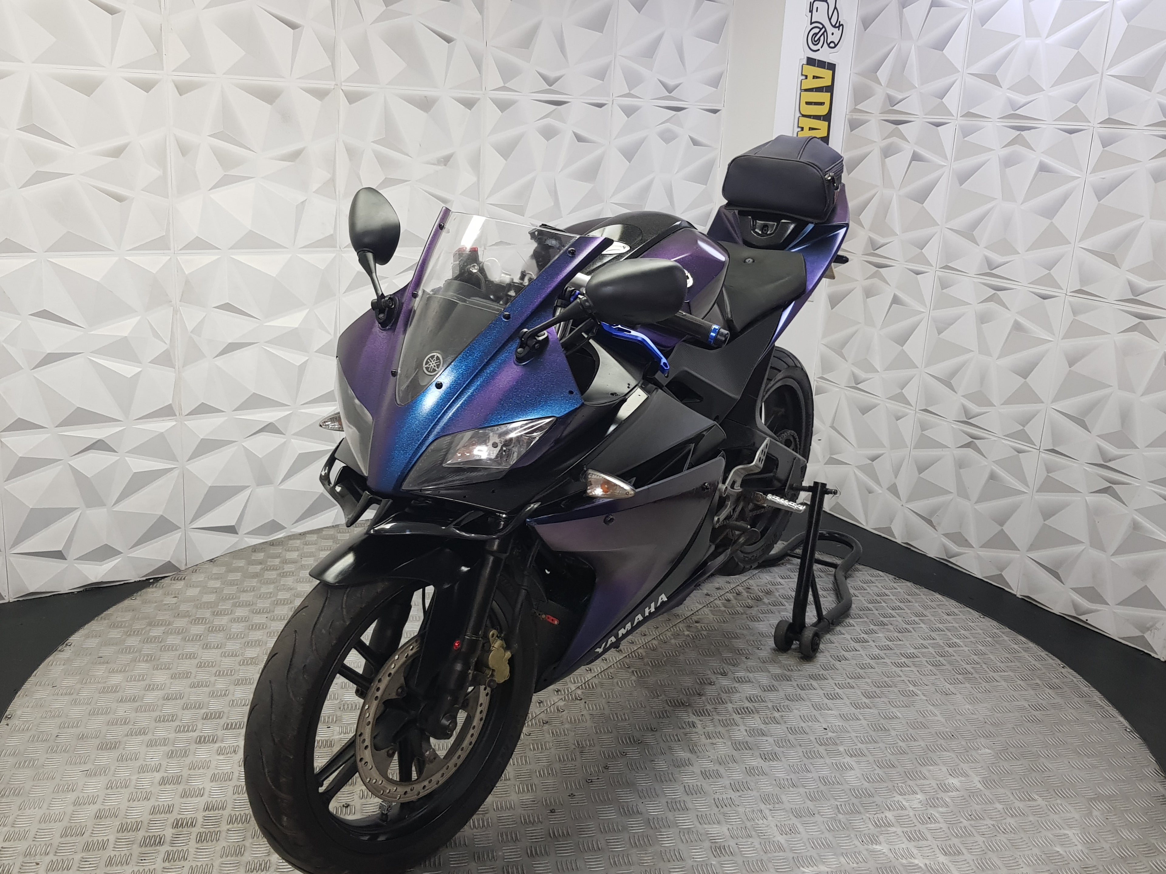 2011 YAMAHA YZFR125