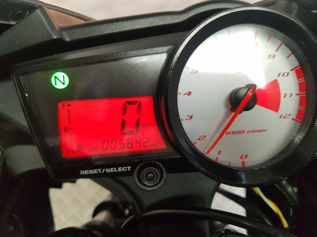 2011 YAMAHA YZFR125
