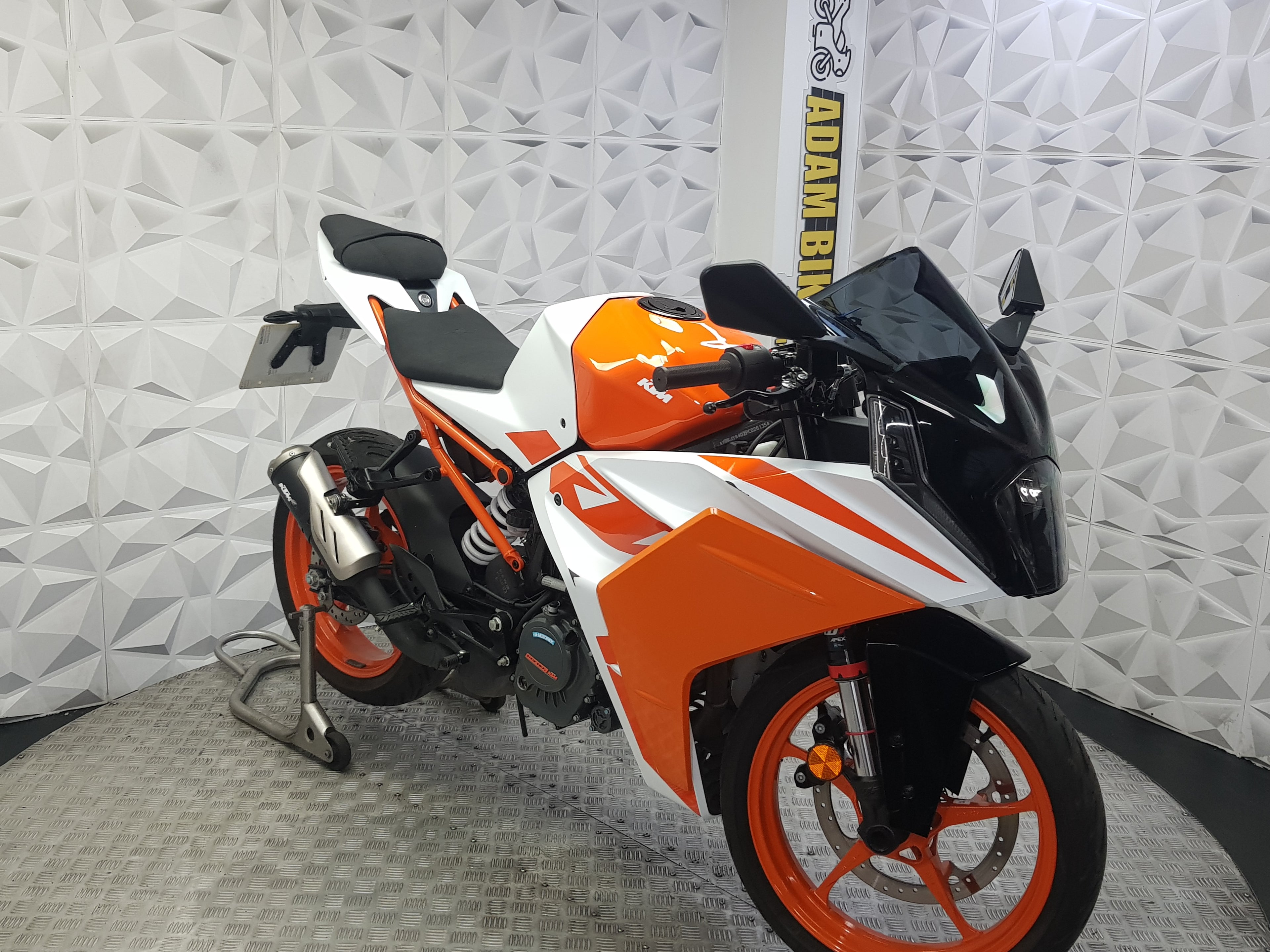 2024 KTM RC125