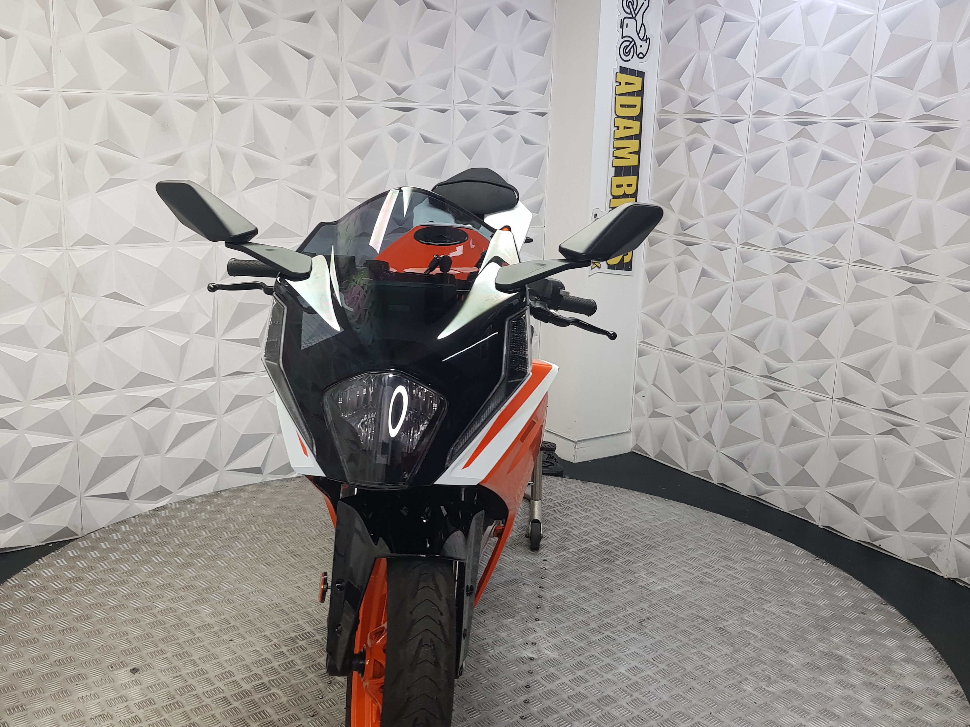 2024 KTM RC125