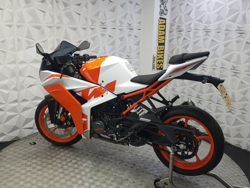 2024 KTM RC125