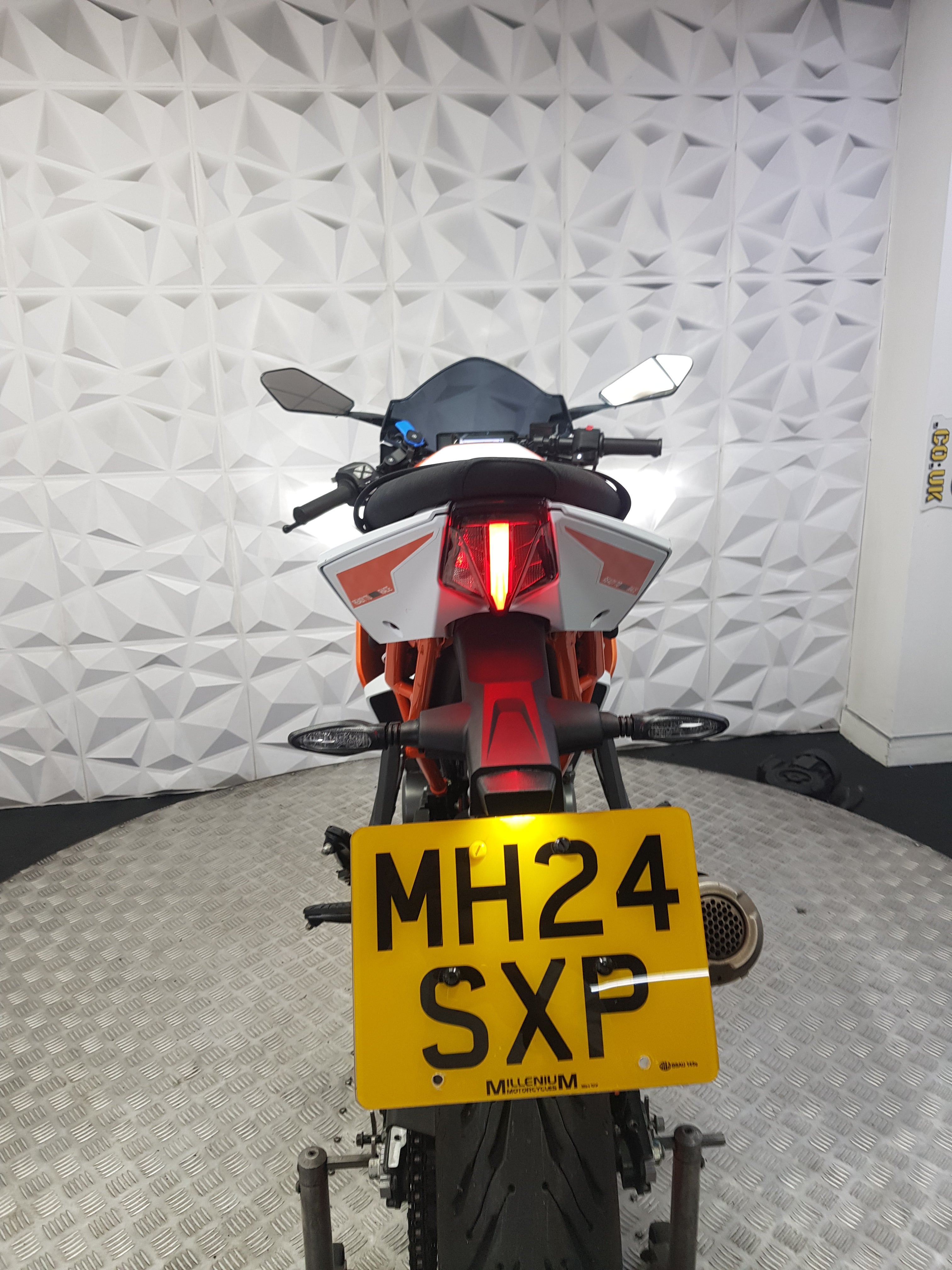 2024 KTM RC125