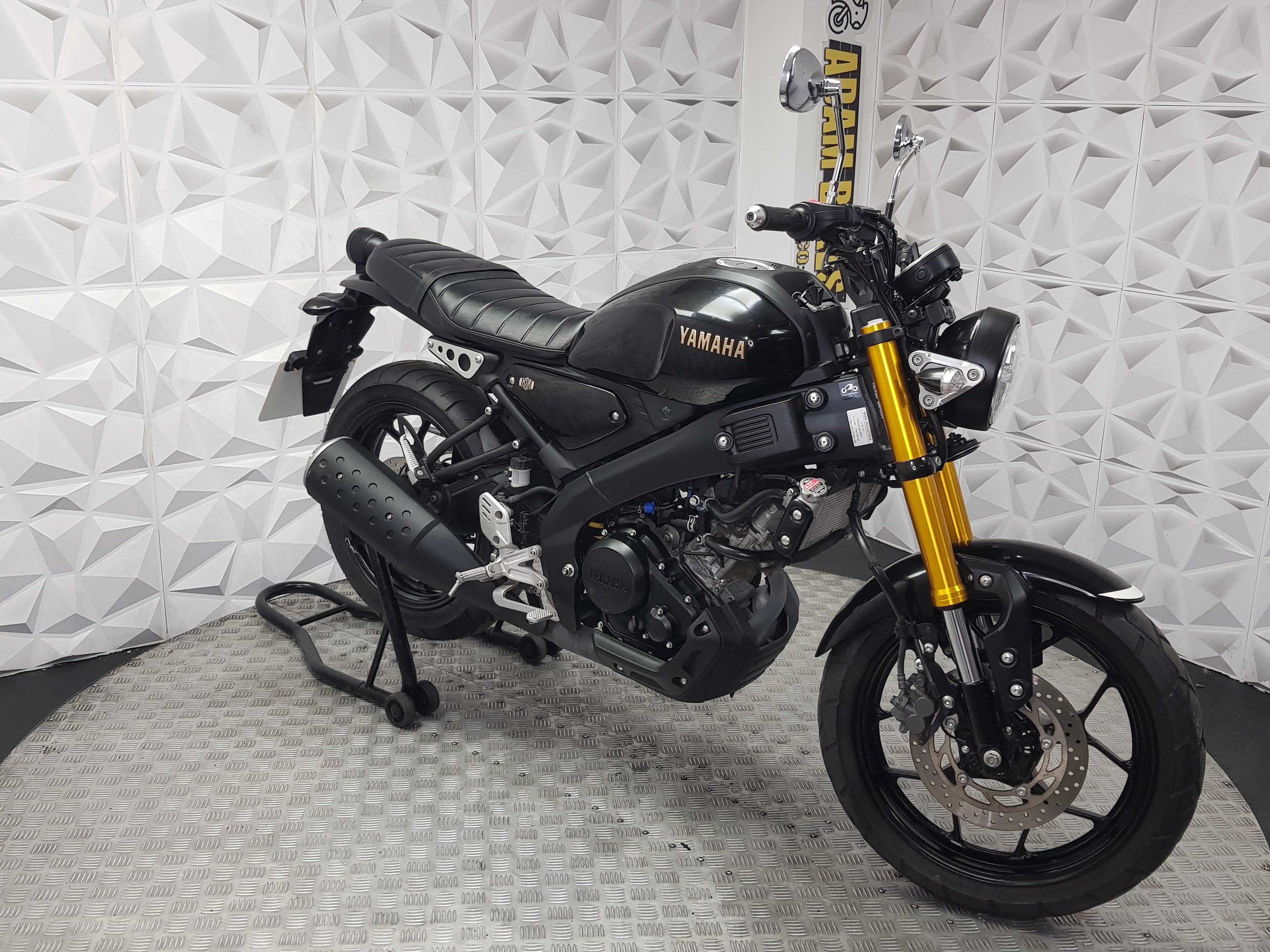 2021 YAMAHA XSR125 ABS
