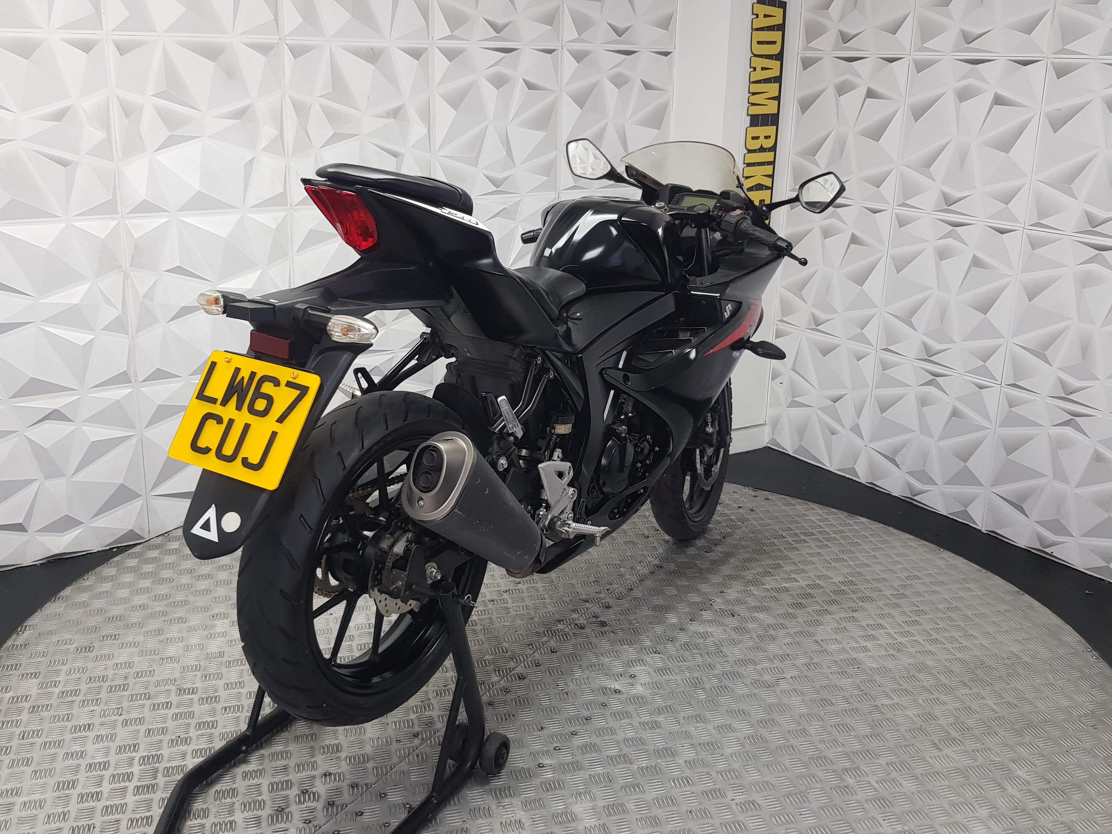 2018 SUZUKI GSXR125