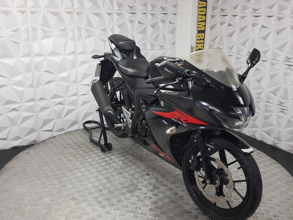 2018 SUZUKI GSXR125