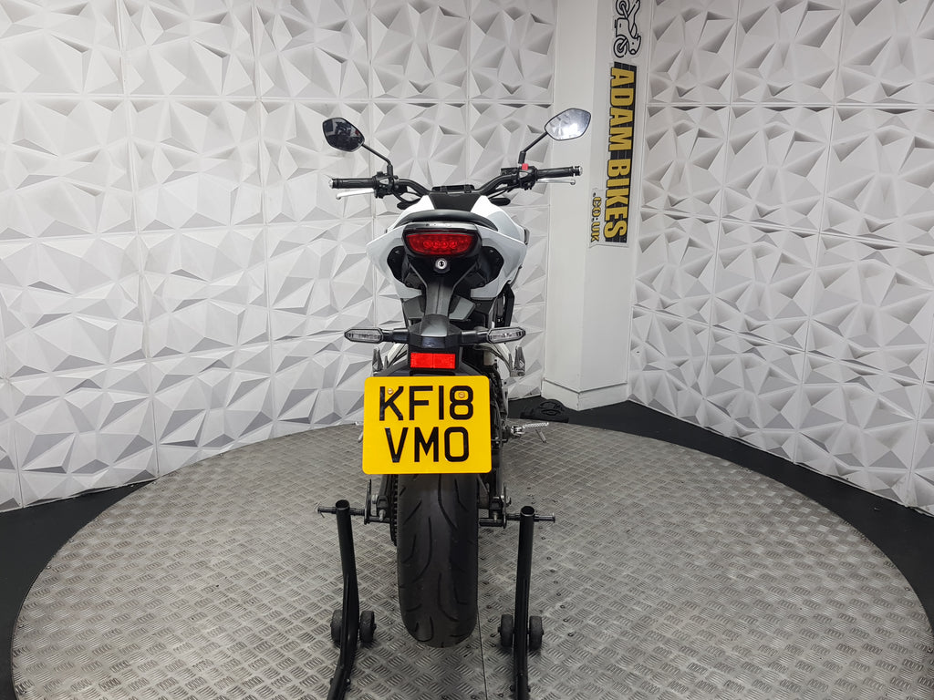 2018 HONDA CB125R