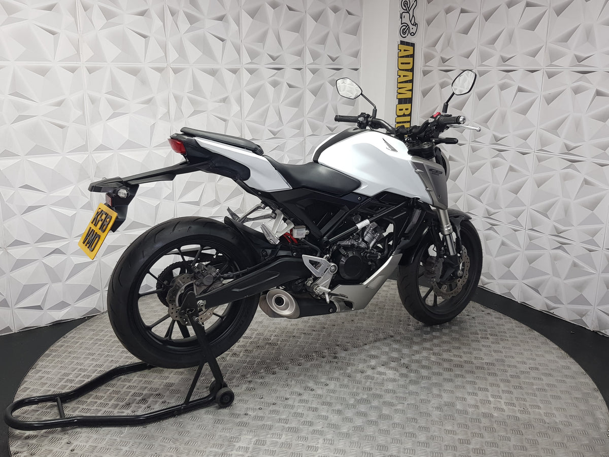 2018 HONDA CB125R