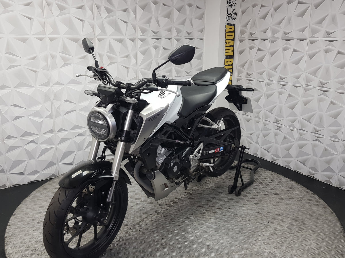 2018 HONDA CB125R