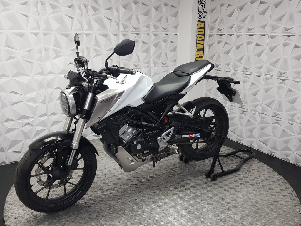 2018 HONDA CB125R