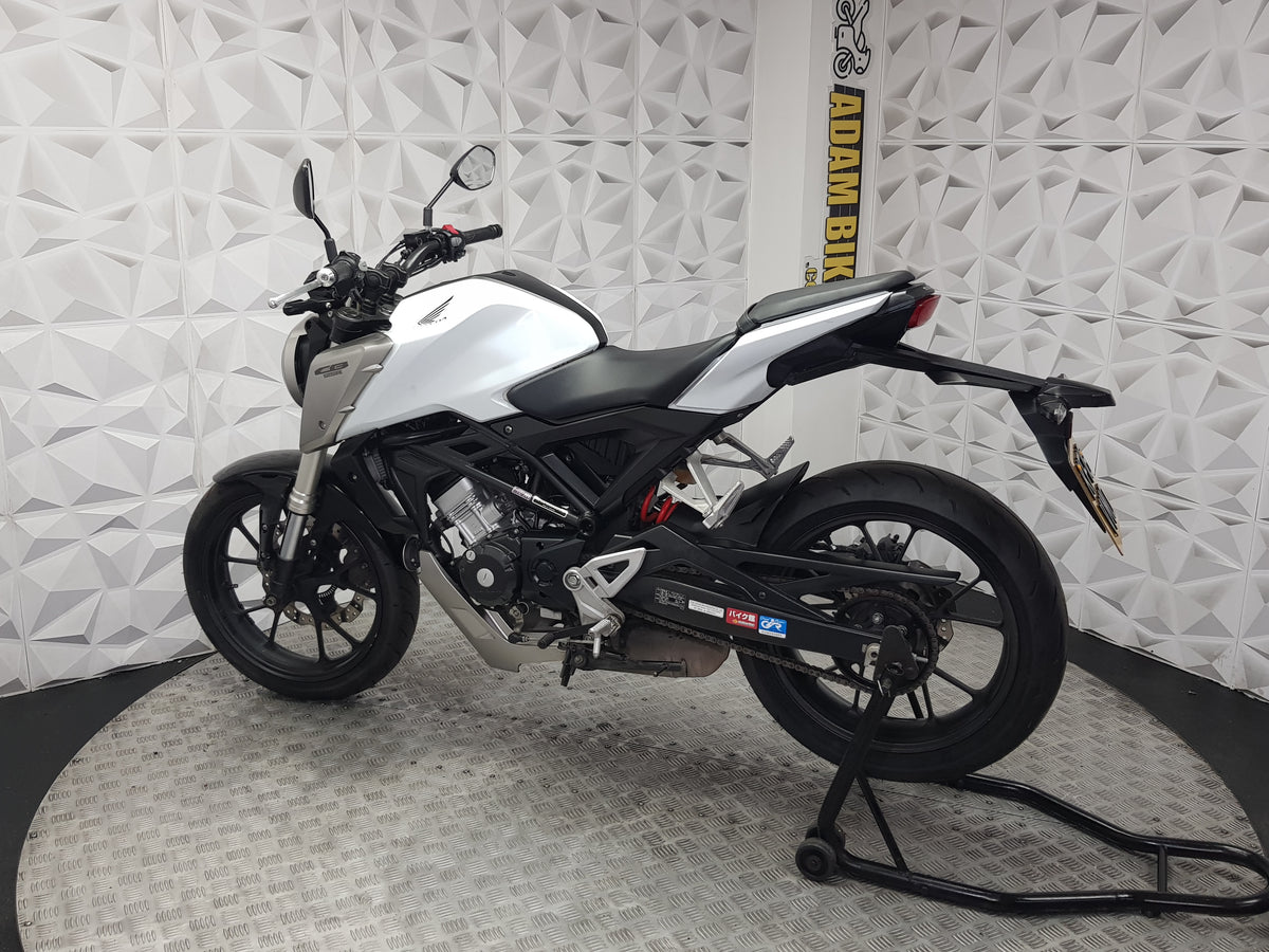 2018 HONDA CB125R