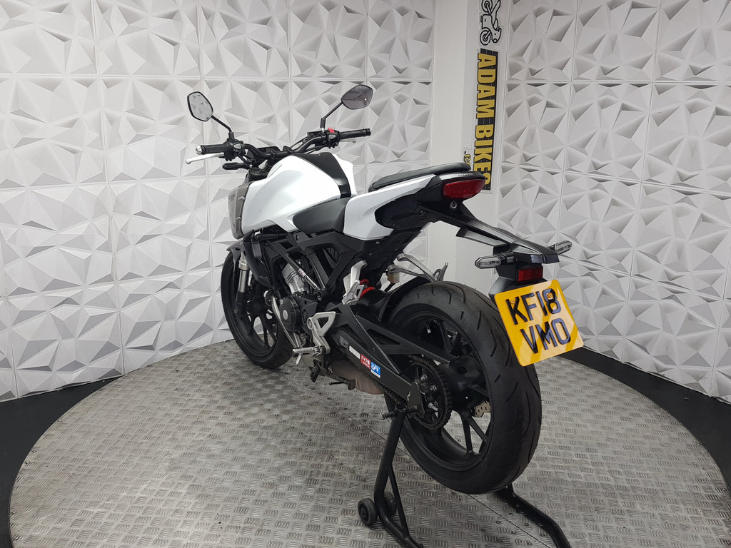 2018 HONDA CB125R