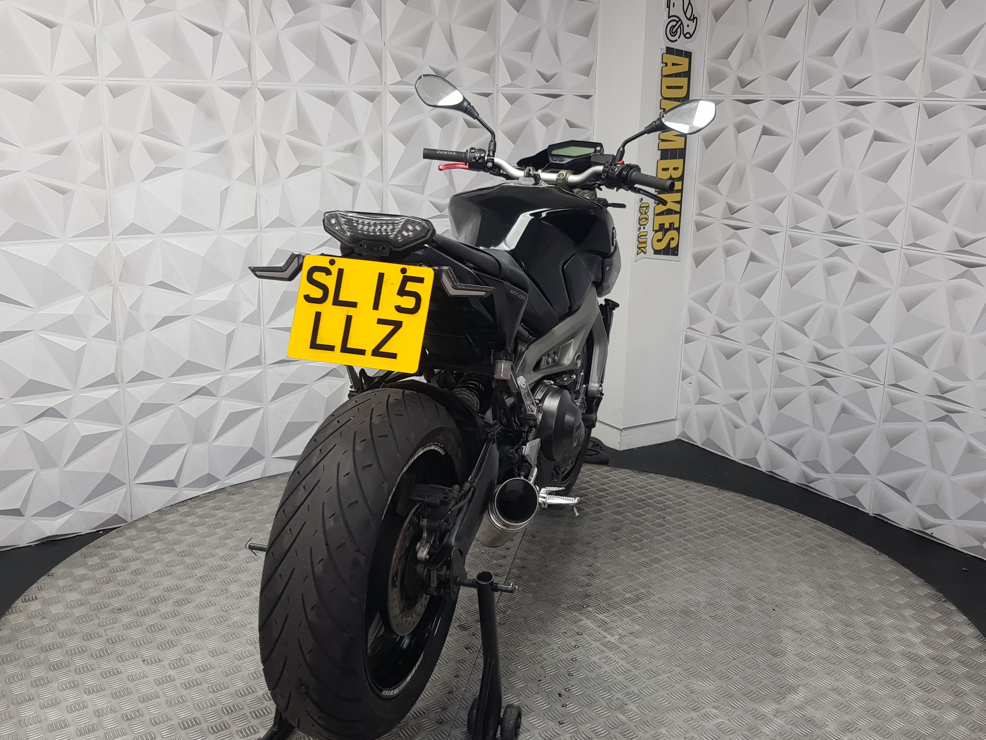 2015 YAMAHA MT09