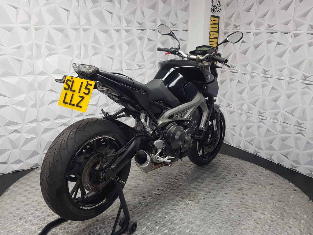 2015 YAMAHA MT09