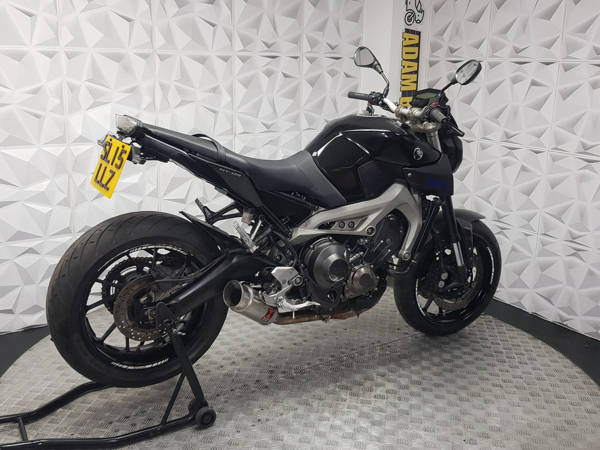 2015 YAMAHA MT09