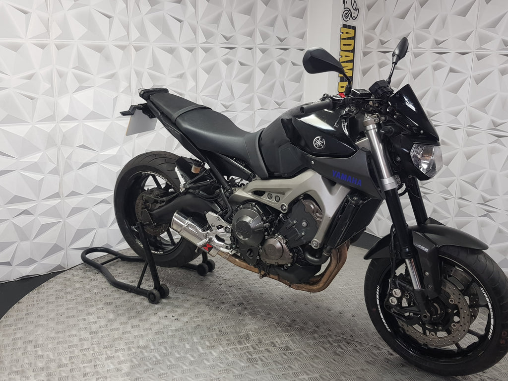 2015 YAMAHA MT09