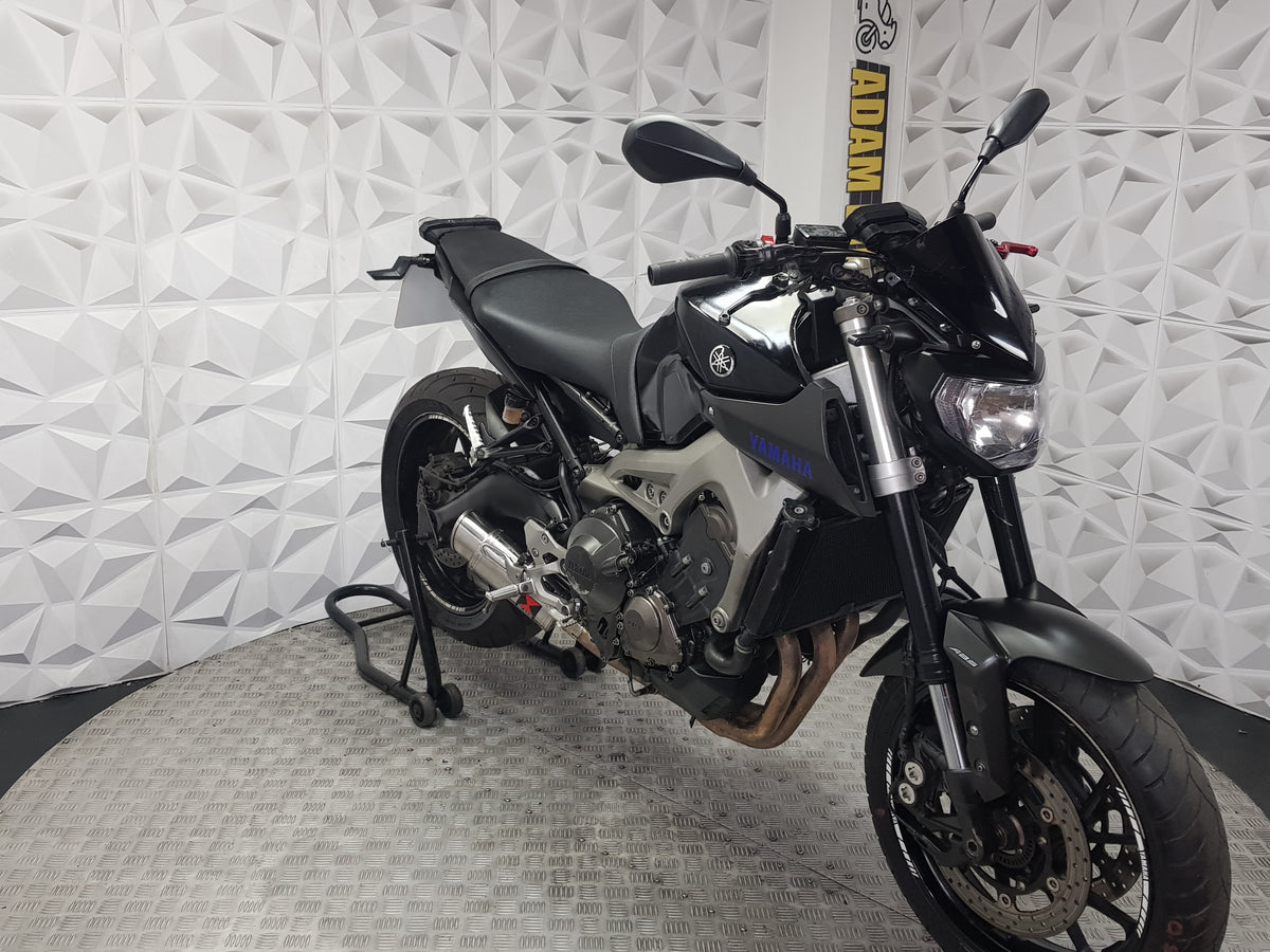 2015 YAMAHA MT09