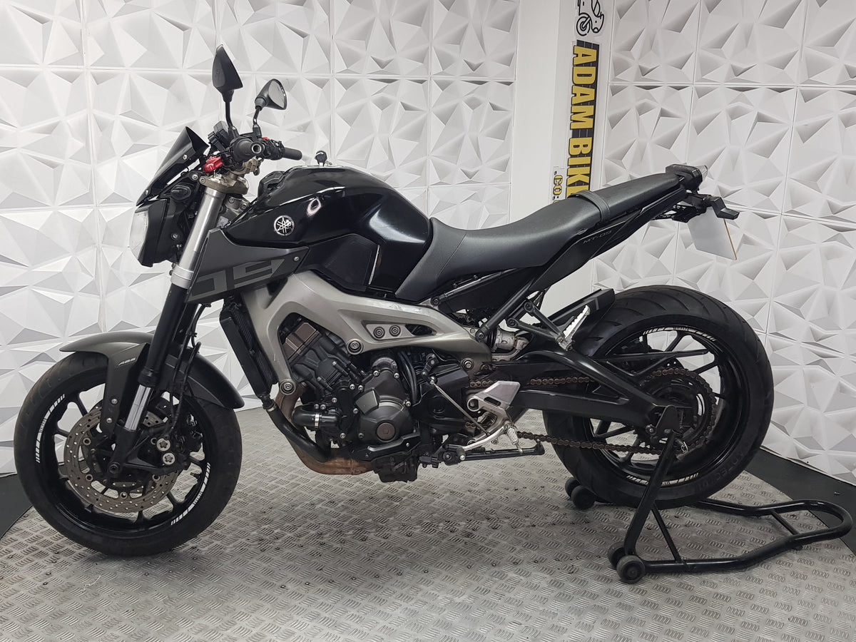 2015 YAMAHA MT09