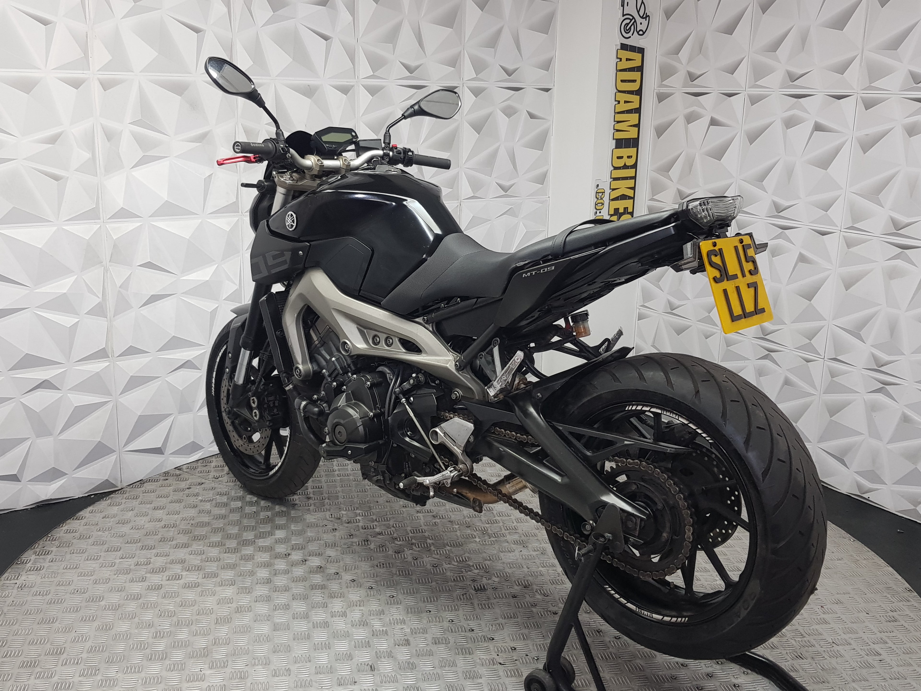 2015 YAMAHA MT09