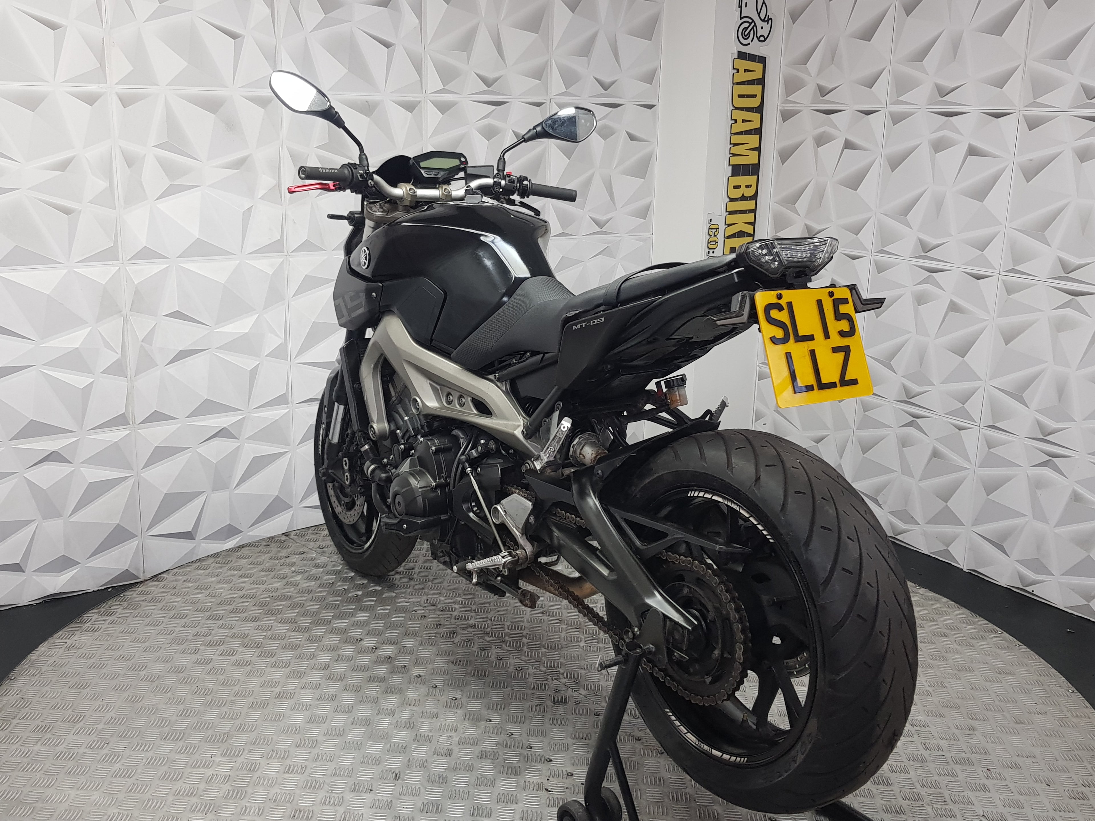 2015 YAMAHA MT09