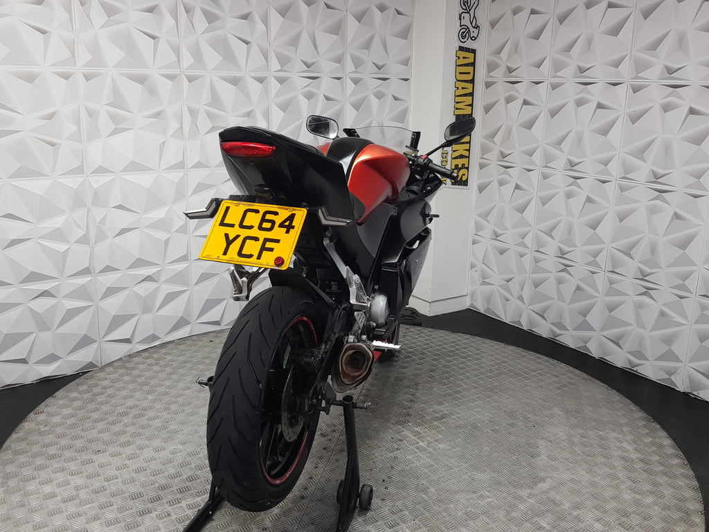 2015 YAMAHA YZF R125 ABS