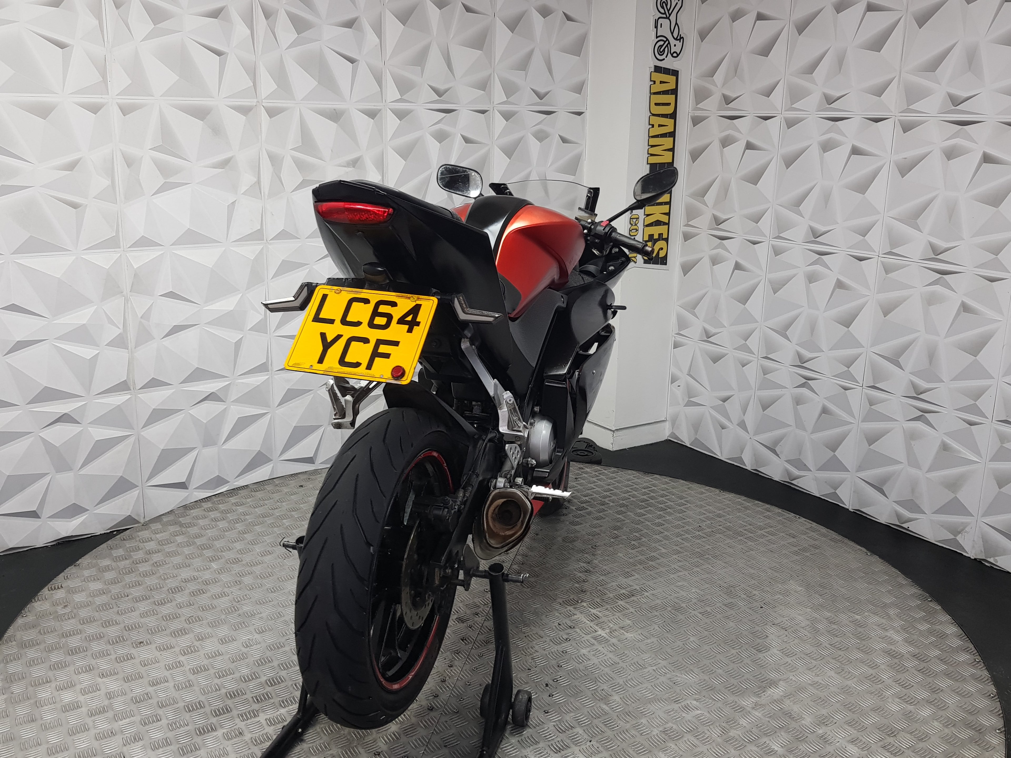 2015 YAMAHA YZF R125 ABS