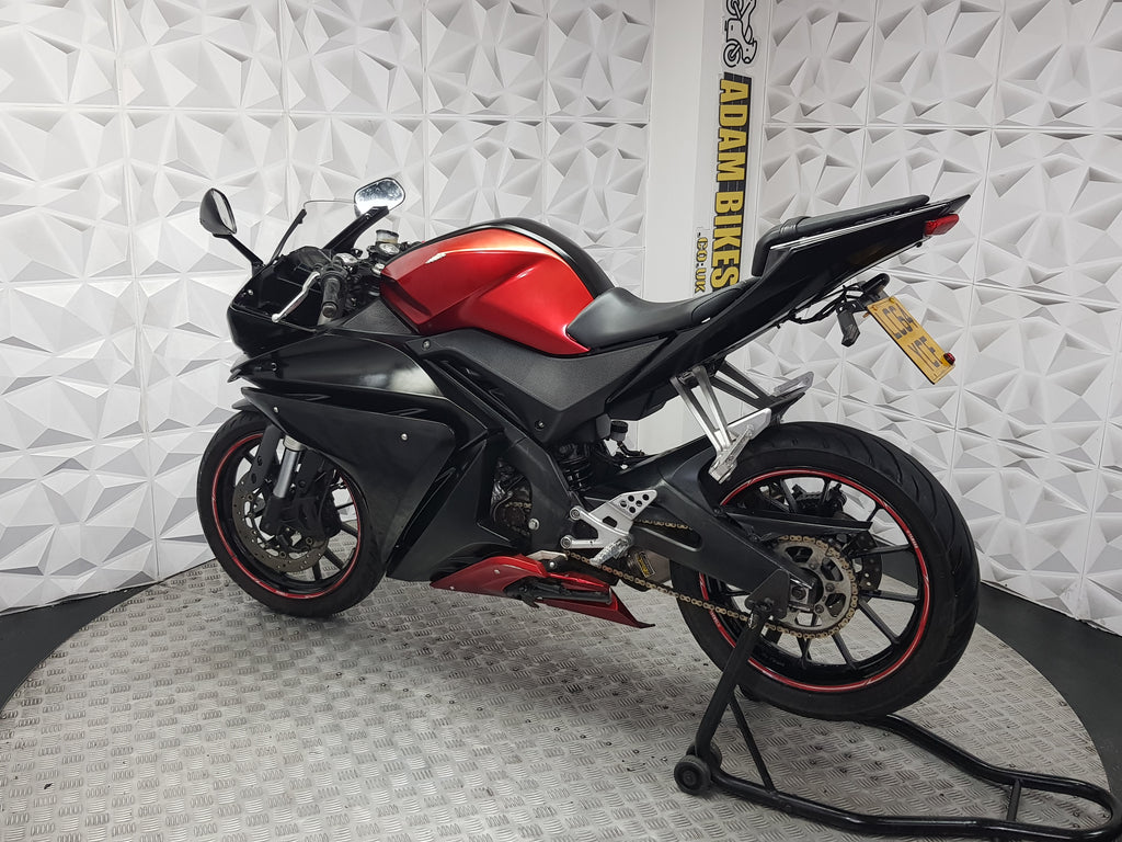 2015 YAMAHA YZF R125 ABS