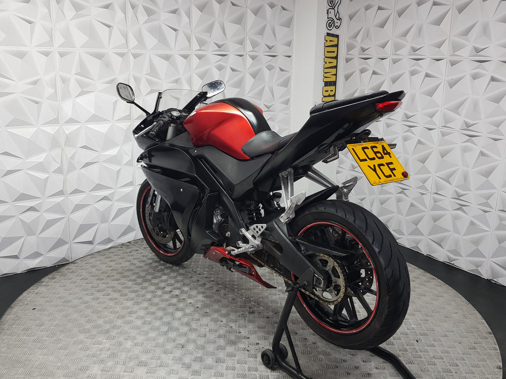2015 YAMAHA YZF R125 ABS