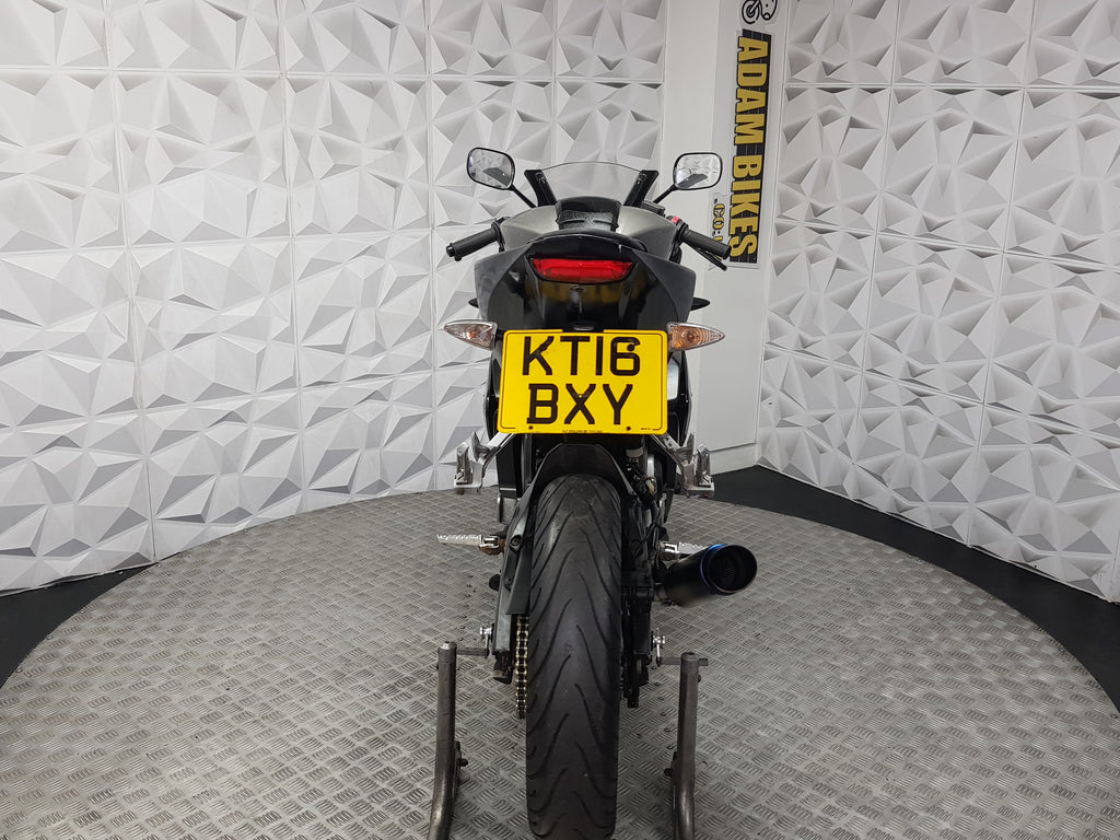2016 YAMAHA YZF R125