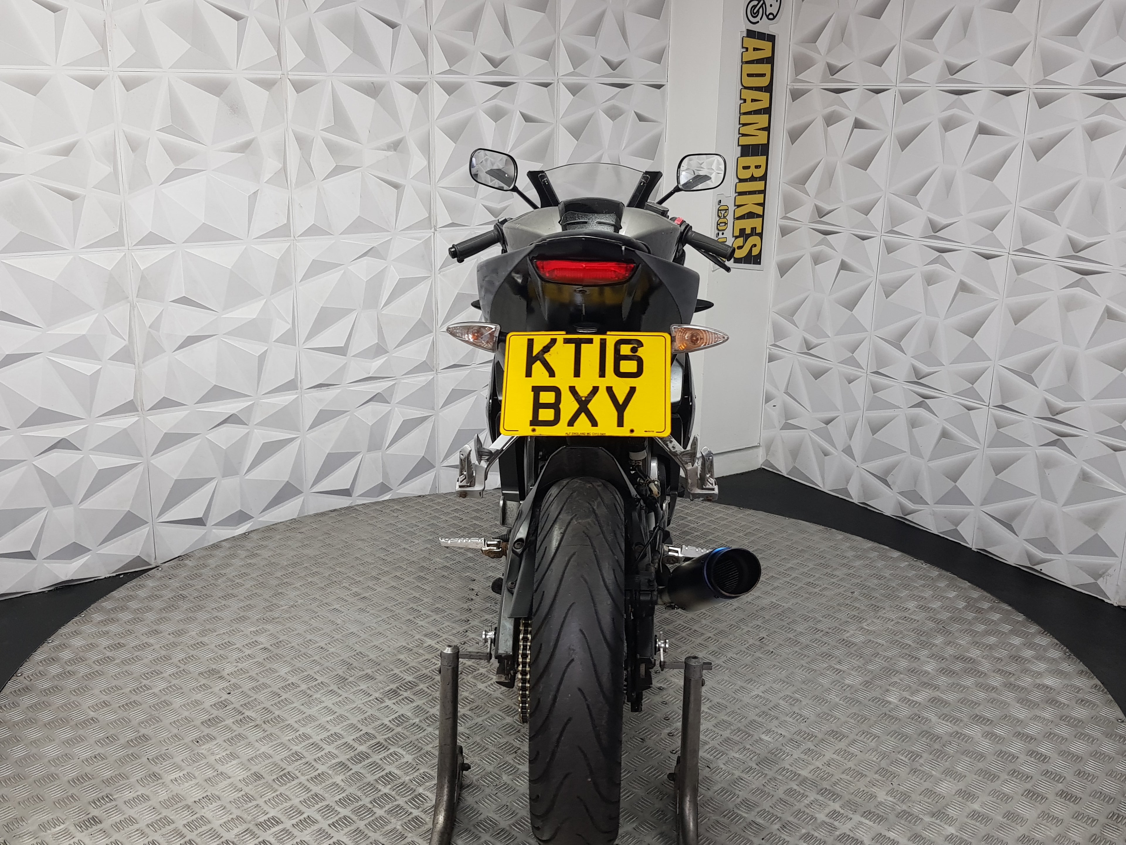 2016 YAMAHA YZF R125