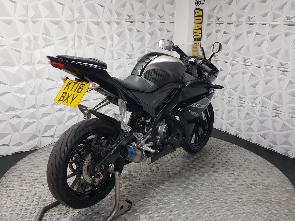 2016 YAMAHA YZF R125