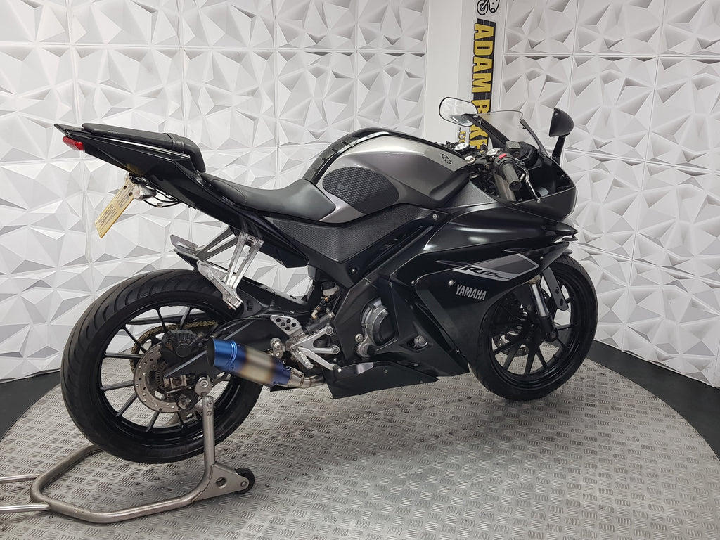 2016 YAMAHA YZF R125