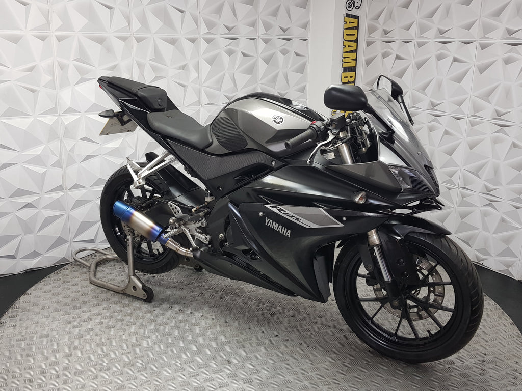 2016 YAMAHA YZF R125
