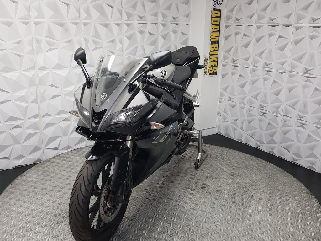 2016 YAMAHA YZF R125