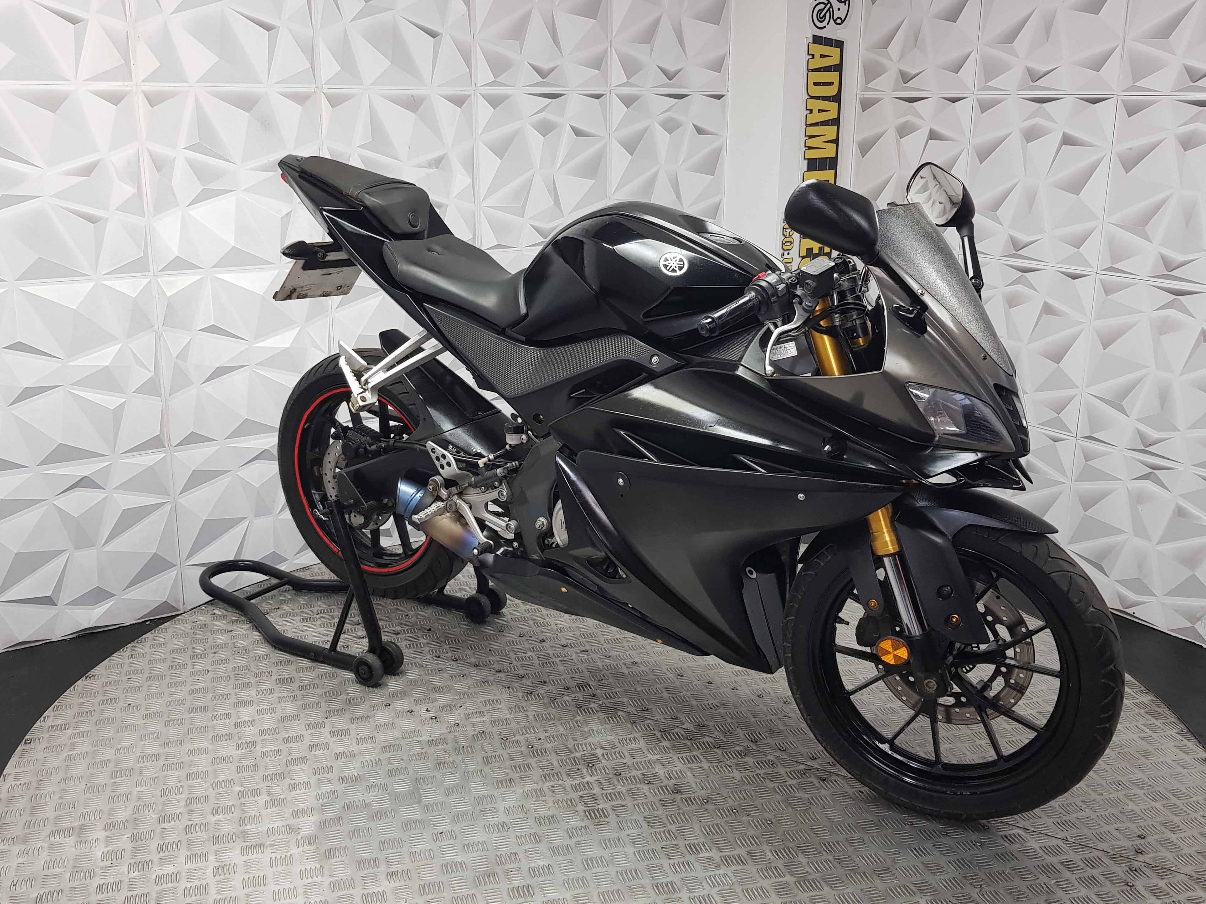 2014 YAMAHA YZF R125
