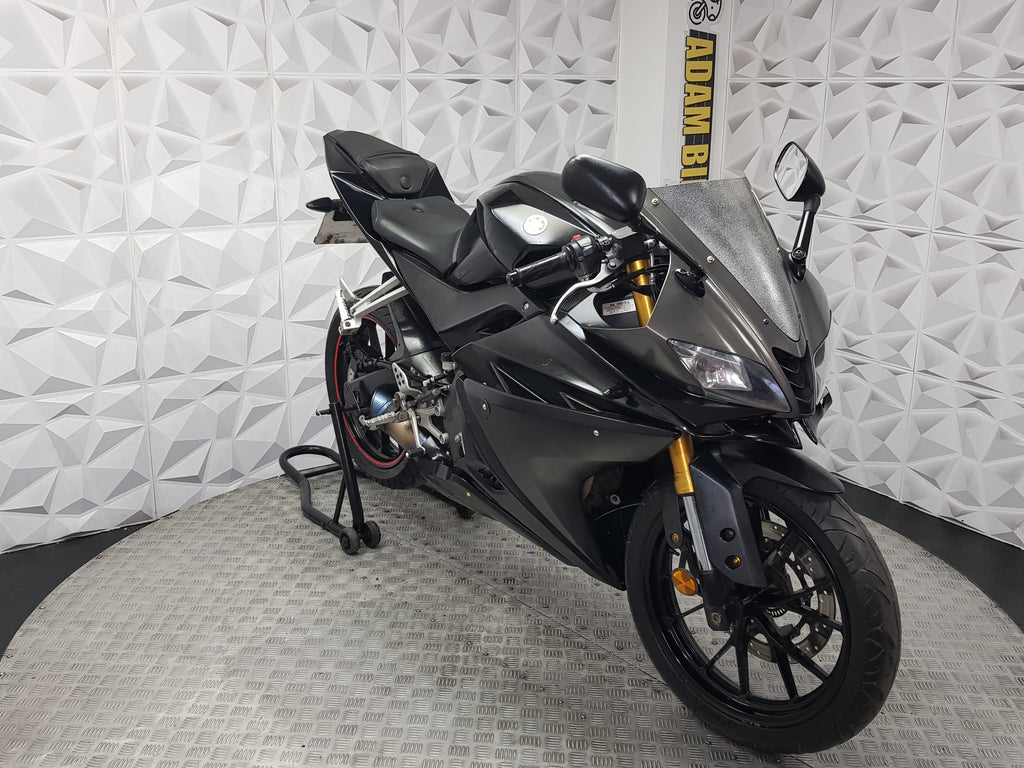 2014 YAMAHA YZF R125