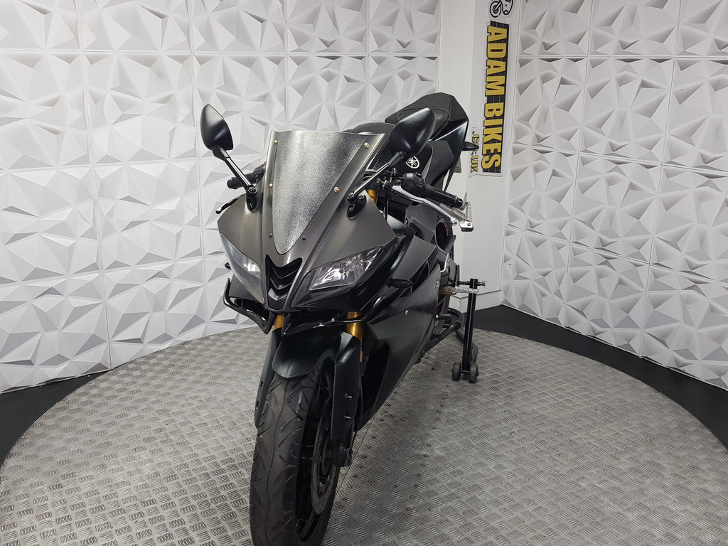 2014 YAMAHA YZF R125
