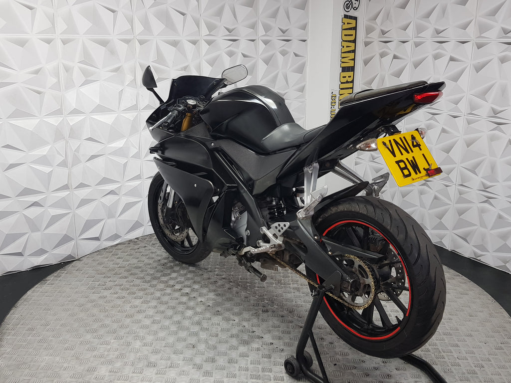 2014 YAMAHA YZF R125