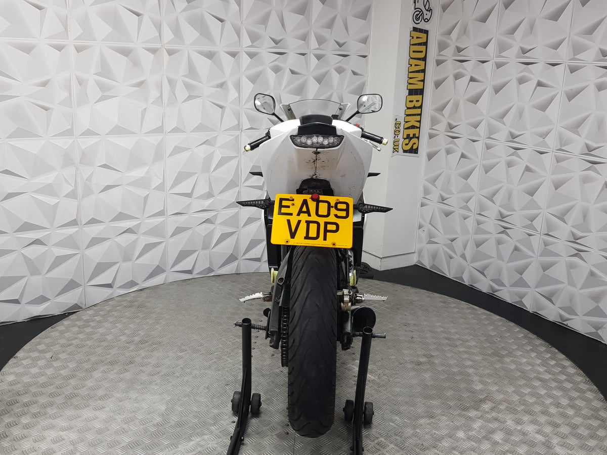 2009 YAMAHA YZF R125