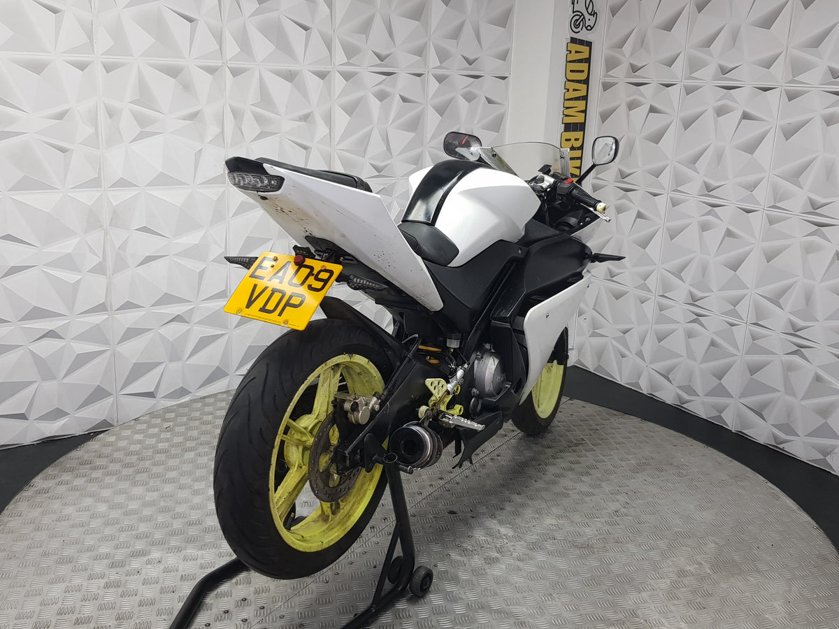 2009 YAMAHA YZF R125