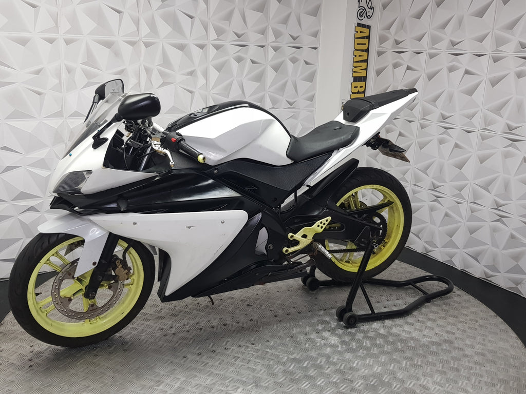 2009 YAMAHA YZF R125